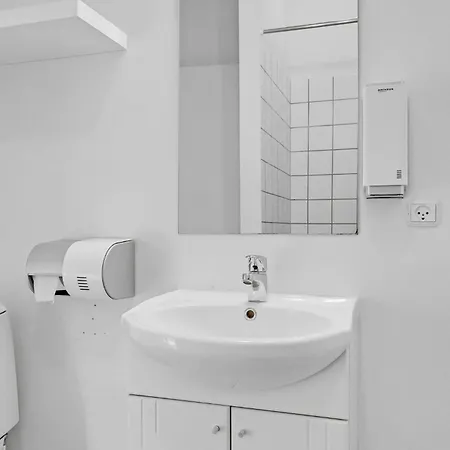 Semesterbostad Beautiful In With Wifi